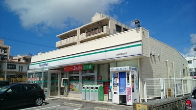【周辺】 | エレガンスゆい | ファミリーマート那覇西高校前店まで750m