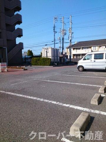 マルベル宇多津の駐車場
