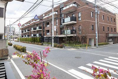 ルーチェ六義園の外観
