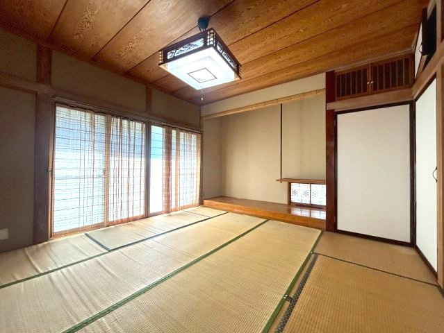 中古戸建　長野市安茂里小市一丁目の和室|1階和室