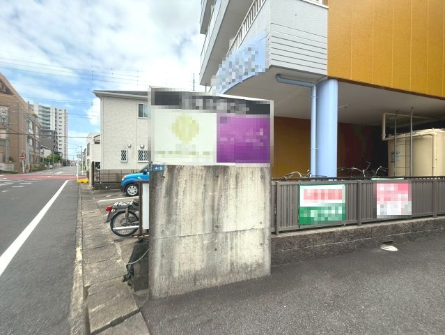 花見小路ビル2階の外観