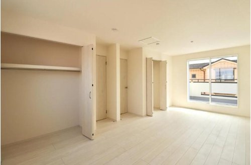 東鳴尾町２丁目新築戸建ての洋室