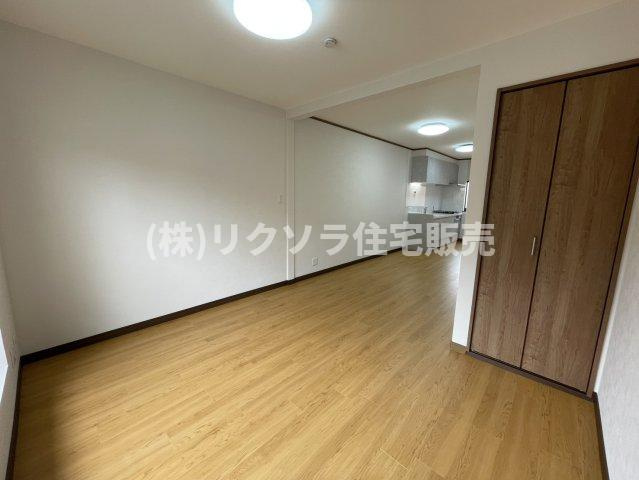 大久保町3丁目　中古一戸建てのダイニング|LDK14.5帖
■物件内覧・資金計画相談・住宅ローン相談、リフォーム相談、お問合せ受付中■
※当日・翌日のご内覧、ご相談はお電話でのお問合せがスムーズです！