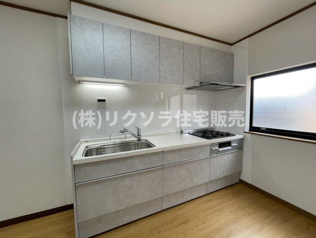 大久保町3丁目　中古一戸建てのキッチン|■物件内覧・資金計画相談・住宅ローン相談、リフォーム相談、お問合せ受付中■
※当日・翌日のご内覧、ご相談はお電話でのお問合せがスムーズです！