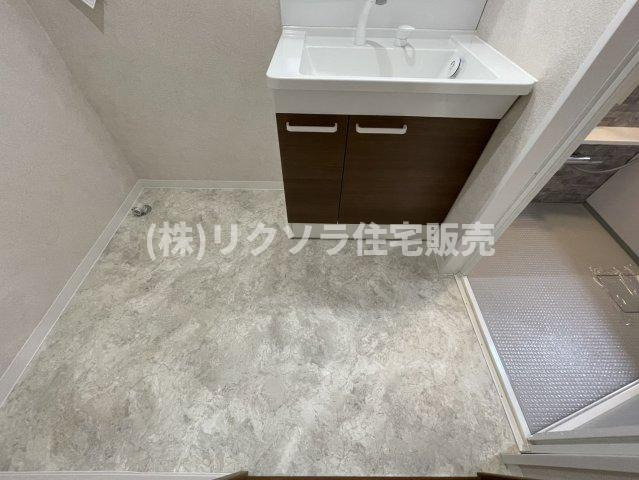 大久保町3丁目　中古一戸建ての脱衣所|■物件内覧・資金計画相談・住宅ローン相談、リフォーム相談、お問合せ受付中■
※当日・翌日のご内覧、ご相談はお電話でのお問合せがスムーズです！