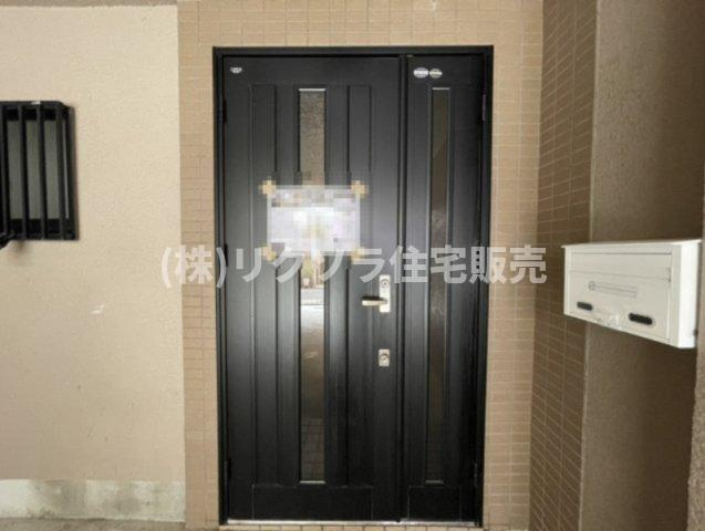 大久保町3丁目　中古一戸建ての玄関|■物件内覧・資金計画相談・住宅ローン相談、リフォーム相談、お問合せ受付中■
※当日・翌日のご内覧、ご相談はお電話でのお問合せがスムーズです！
