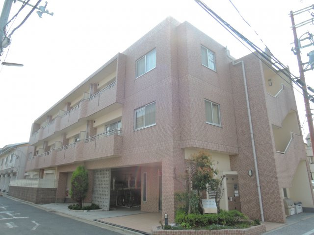 高槻市上本町の賃貸マンションの周辺