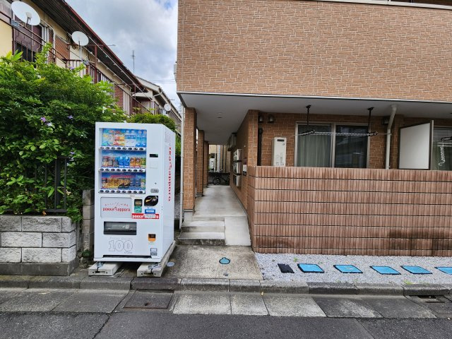 ソレイユ高砂の外観
