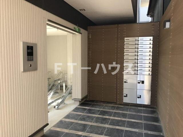 カルム西船橋の玄関