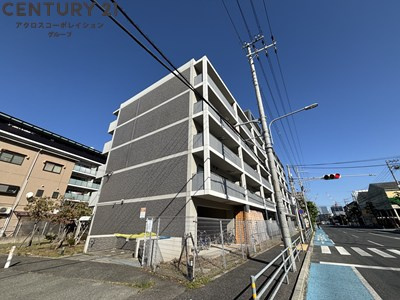 エレベーター付きで重たい荷物も楽々♪