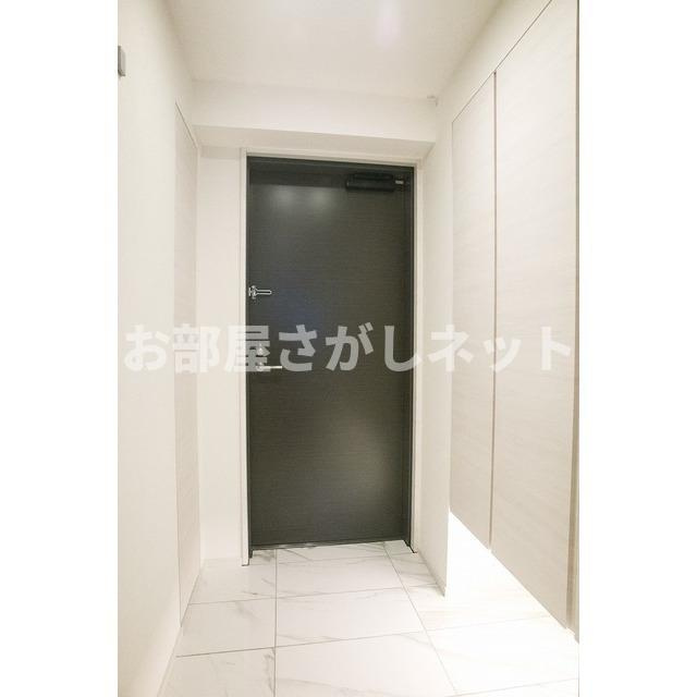 飯田橋ガーデンフラッツ【高級賃貸・ブランドマンション】の玄関