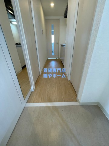 クローバー・グランデ長居公園の玄関|落ち着いた玄関です
