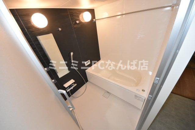 グランセジュール大国町の浴室