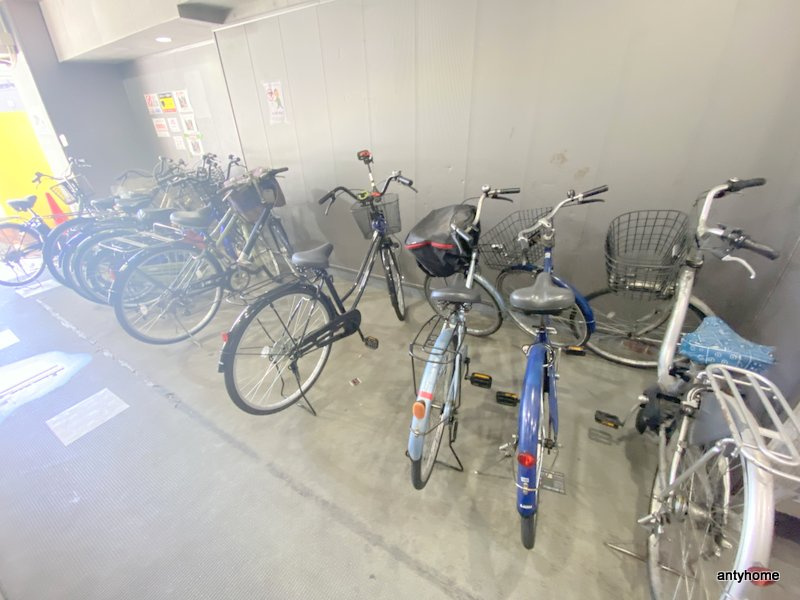 シティアーク上町台　仲介手数料無料の駐車場