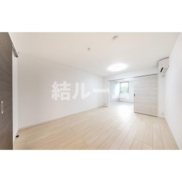 豊島区千早２丁目の賃貸マンションの居間・リビング