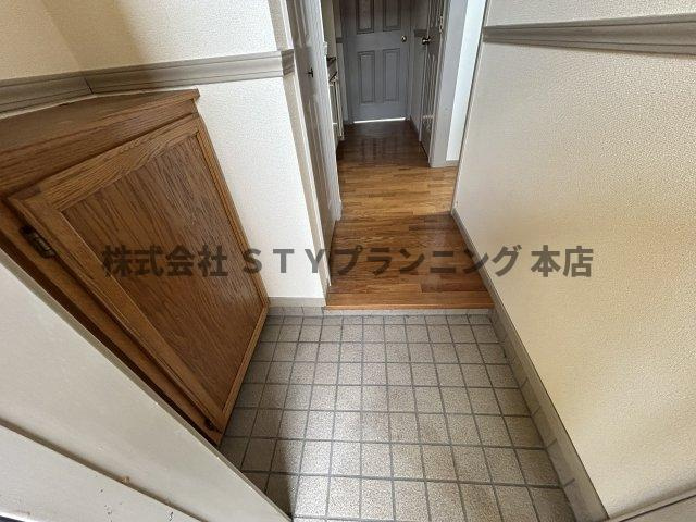 仲介手数料0円！グレイスNFの玄関