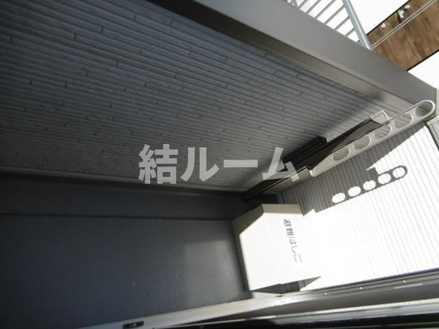 練馬区小竹町１丁目のアパートのバルコニー