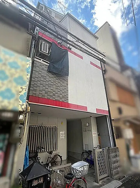 大阪市西成区花園北２丁目の一棟アパートの外観