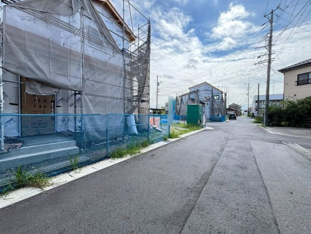 新築戸建　羽島市竹鼻町　全2区画分譲の前面道路含む現地写真|「現地（2026年9月10日）撮影」　
■前面道路　
■ヤマダ不動産　株式会社リライフ