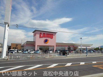 【周辺】 | カーサ・フィオーレＣ | ラ・ムー飯山店まで2300m