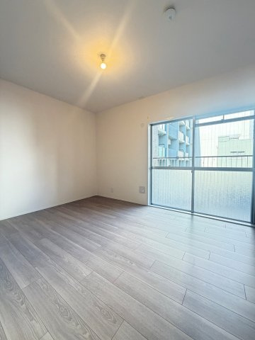 朝日プラザ梅田東パートⅠの洋室|個人の部屋や寝室として使える洋室です