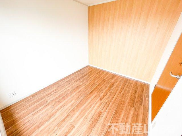 ダグラス鷹合の洋室