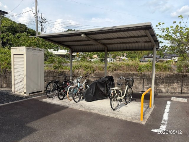 【駐車場】