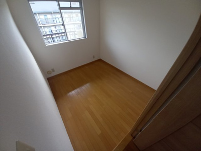 【洋室】 | メゾン千里丘5番街O棟