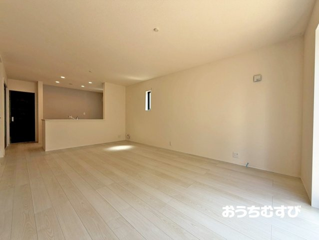 名古屋市北区楠第2(全7棟)の居間・リビング
