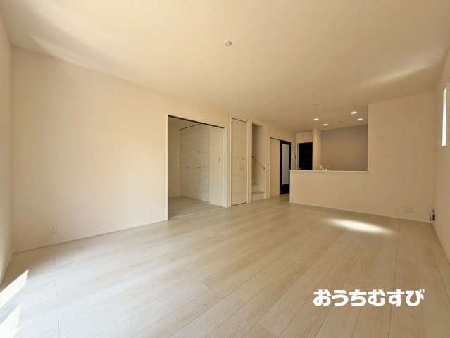 名古屋市北区楠第2(全7棟)の居間・リビング