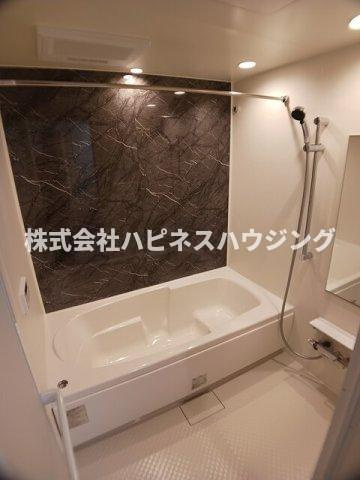 エスタブレＢの浴室