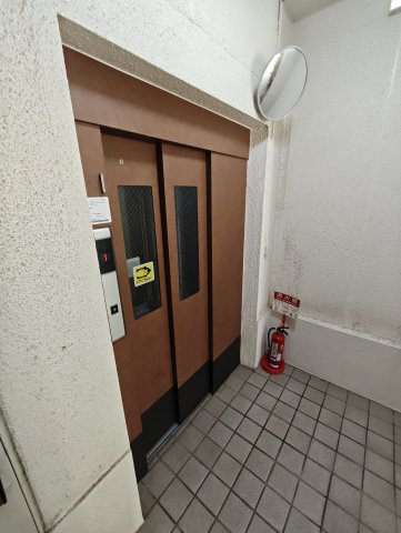 【その他共用部分】永光ビルディング割塚