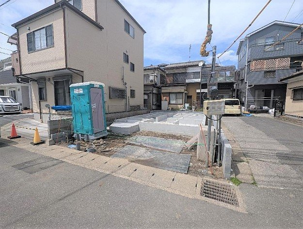 川口市道合93番　新築戸建