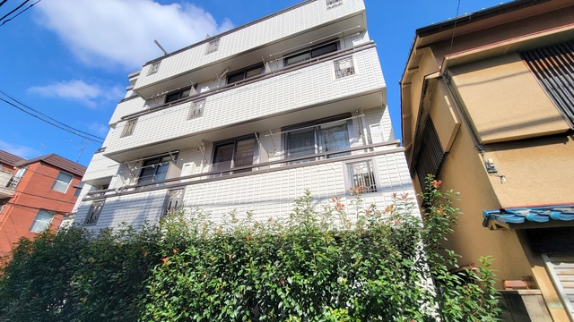 グランディール・タキオの外観|HEBEL HAUSの賃貸住宅へーベルメゾン