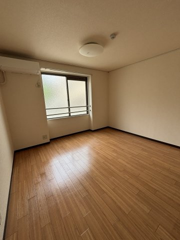 アムールY＆Nの洋室