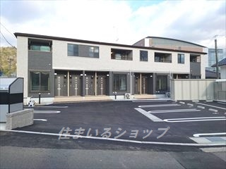 メゾン　スピカ