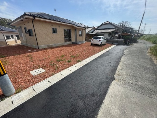 久留米市城島町江島　中古戸建の前面道路含む現地写真|前面道路含む現地写真です