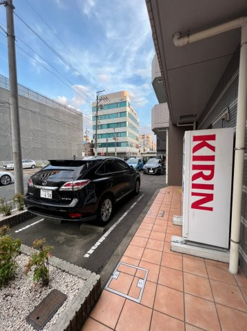 ベレーサ名駅ウエスト　名古屋市賃貸　仲介手数料無料の駐車場