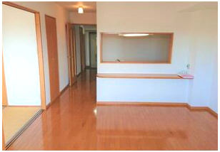 熊本市中央区出水３丁目の賃貸マンションの居間・リビング