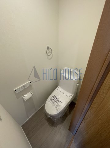 山田戸建貸家 A棟のトイレ