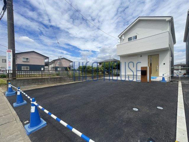 山田戸建貸家 A棟の駐車場