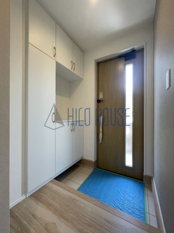 山田戸建貸家 A棟の玄関