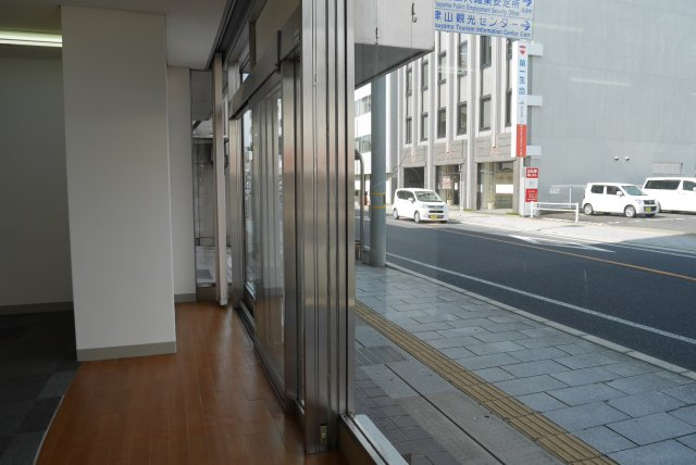 城南ビルの内装