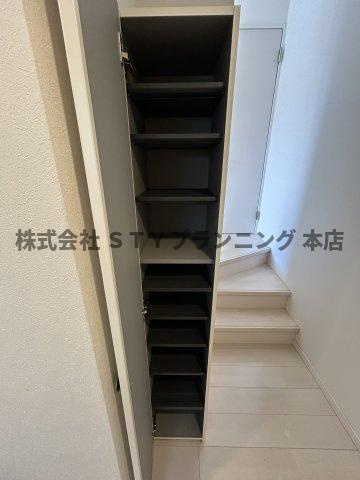 仲介手数料0円！グリーンレイク中小田井の収納