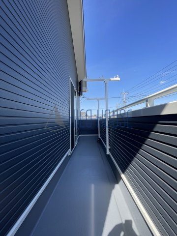 山田戸建貸家 B棟のバルコニー