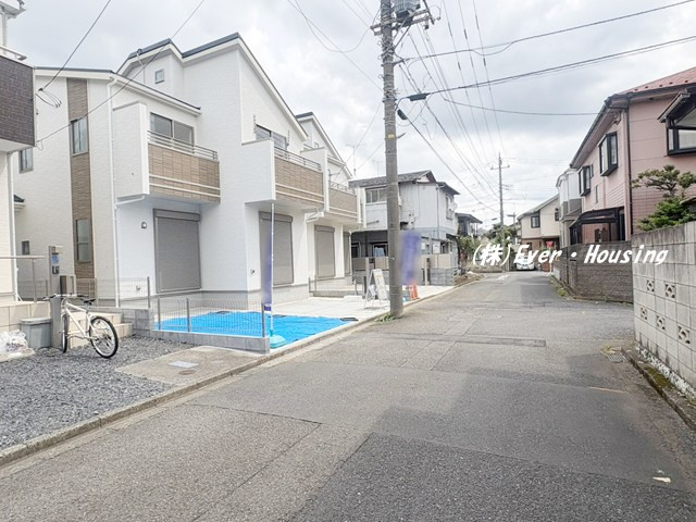 戸建 東久留米市幸町４丁目の前面道路含む現地写真