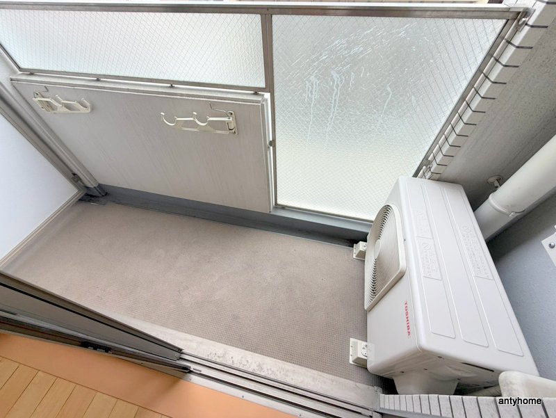 ウィルドゥ松屋町　仲介手数料無料のバルコニー