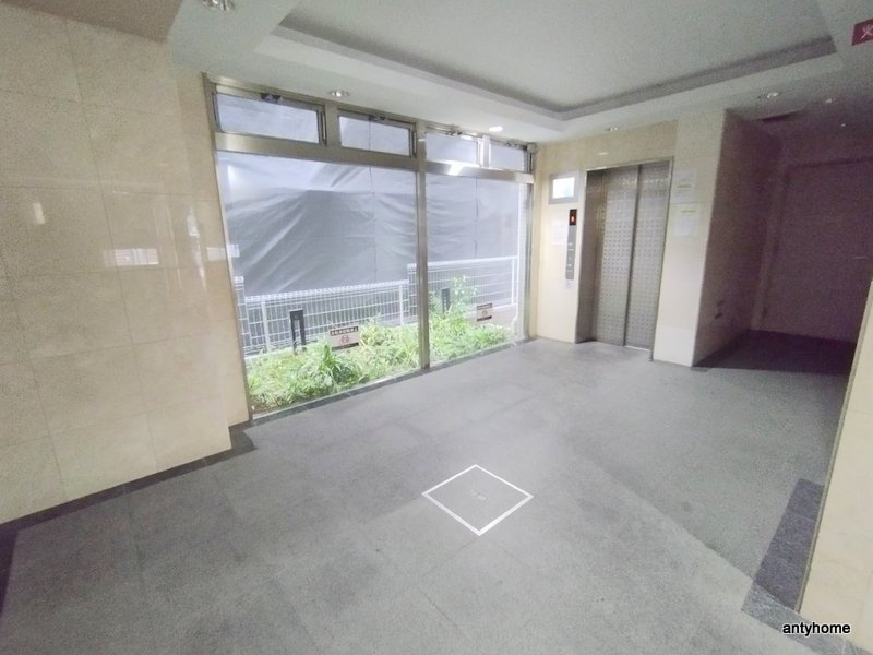 ウィルドゥ松屋町　仲介手数料無料のエントランス