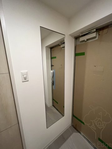 グランヴィラッセ北梅田の玄関