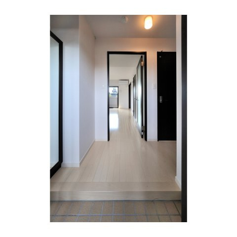 熊本市中央区千葉城町の賃貸マンションの玄関